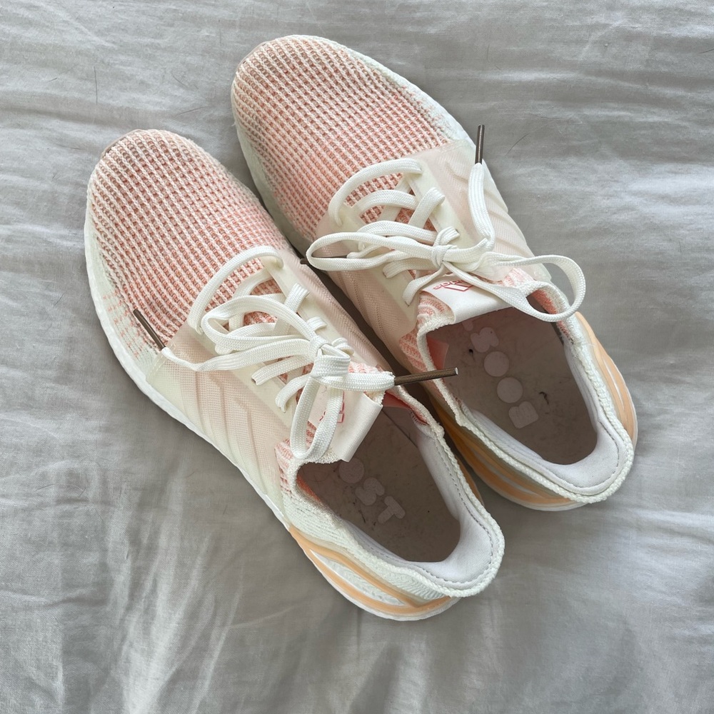 Adidas Ultra Boost 19 Off White Orange Glow Women’s Size 8